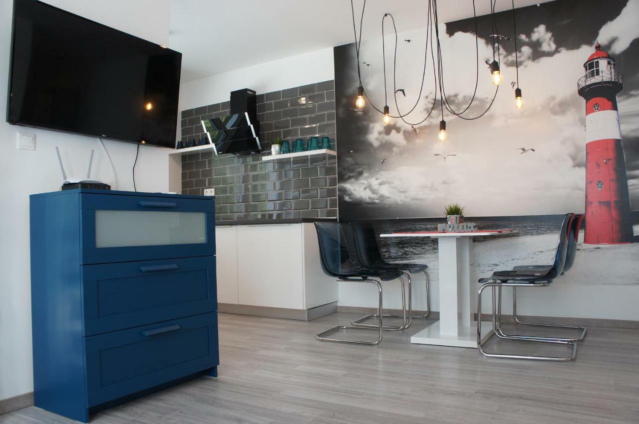 Laguna Beach Apartmanok Шиофок Экстерьер фото