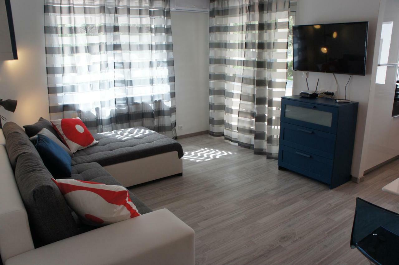 Laguna Beach Apartmanok Шиофок Экстерьер фото